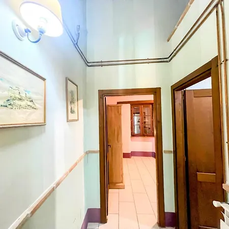 2 In Stunning Grounds Panoramic Views Around Sleeps 4 *