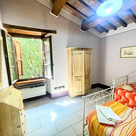 2 In Stunning Grounds Panoramic Views Around Sleeps 4 Villa