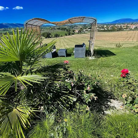 ヴィラ 2 In Stunning Grounds Panoramic Views Around Sleeps 4 スポレート