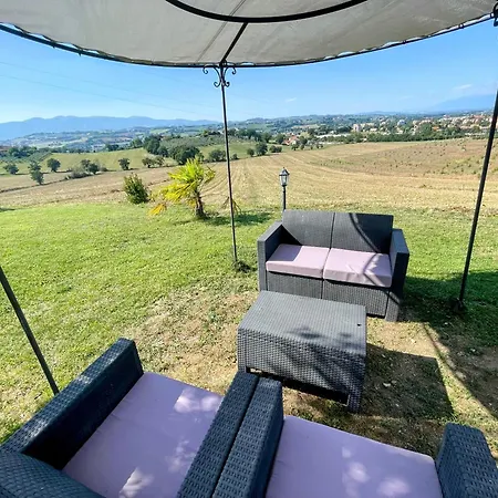2 In Stunning Grounds Panoramic Views Around Sleeps 4 *