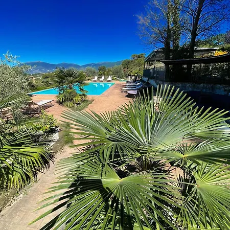 2 In Stunning Grounds Panoramic Views Around Sleeps 4 ヴィラ *