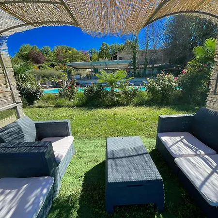 2 In Stunning Grounds Panoramic Views Around Sleeps 4 ヴィラ