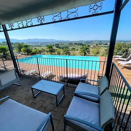 Villa 2 In Stunning Grounds Panoramic Views Around Sleeps 4 Spoleto