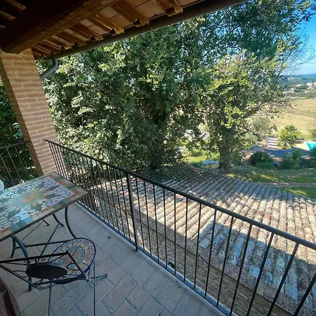 ヴィラ 2 In Stunning Grounds Panoramic Views Around Sleeps 4 スポレート