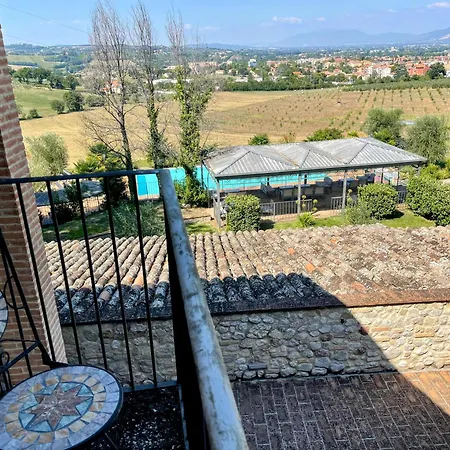 2 In Stunning Grounds Panoramic Views Around Sleeps 4 * スポレート